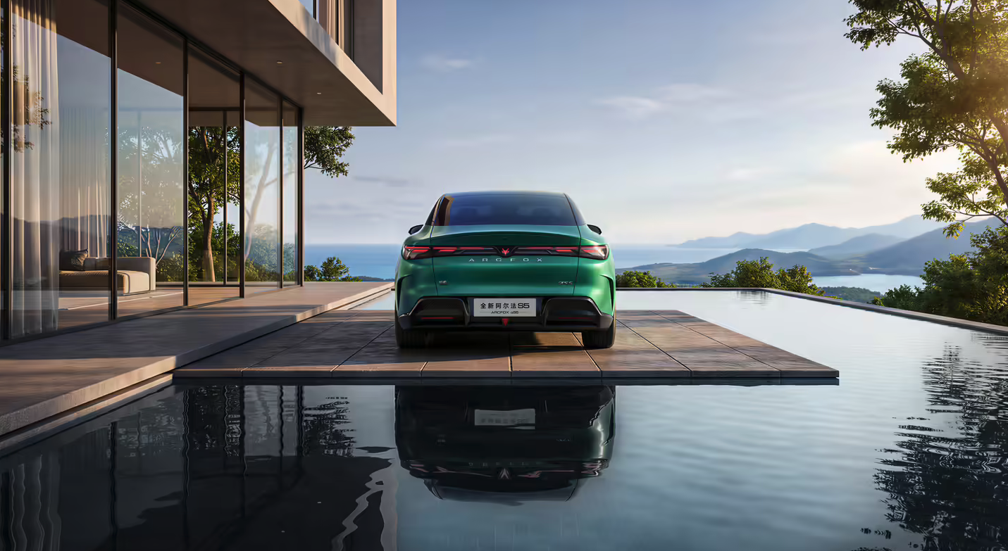 北汽极狐公布全新阿尔法S5外观官图 新增增程版本 定位AI高性能宽体轿跑